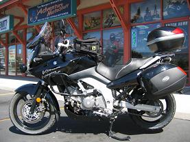 Suzuki DL650 V-Strom Side With Givi V35 & V46 Luggage (Click on me for more pictures)